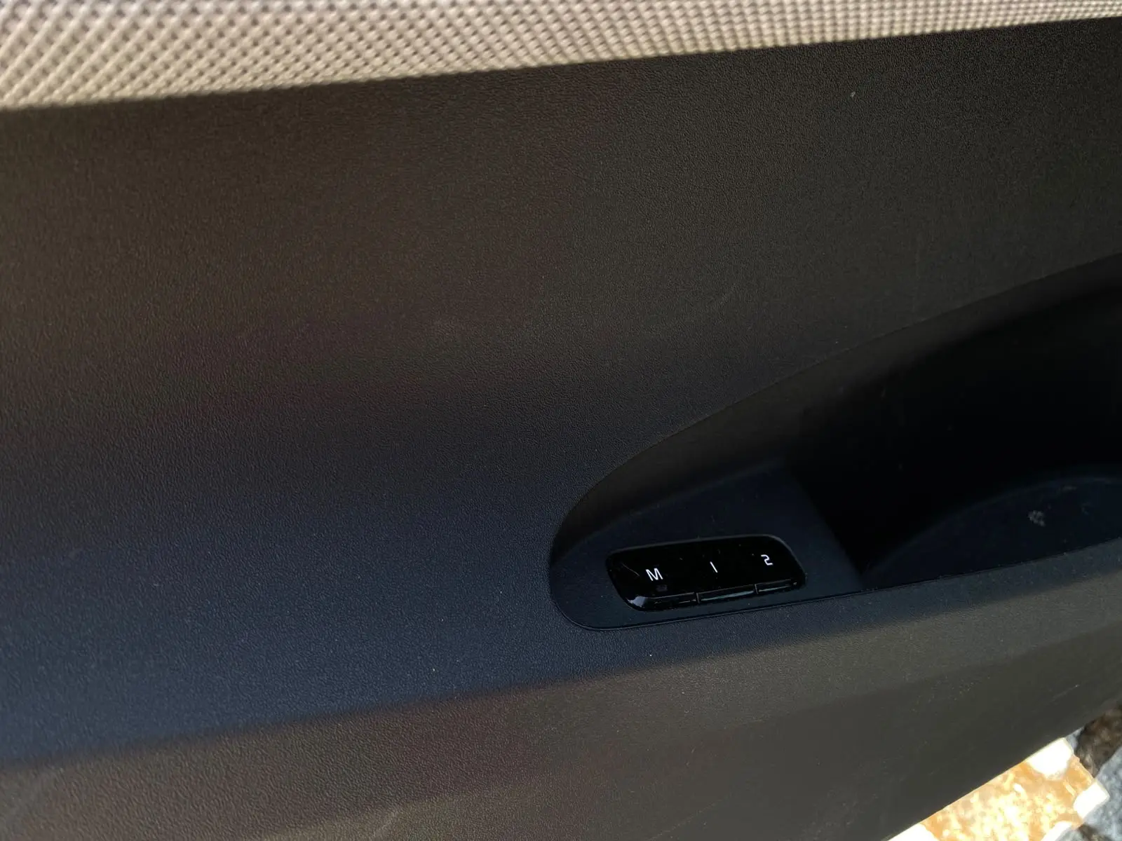 Polestar 2 Standard Range 70 kWh 27