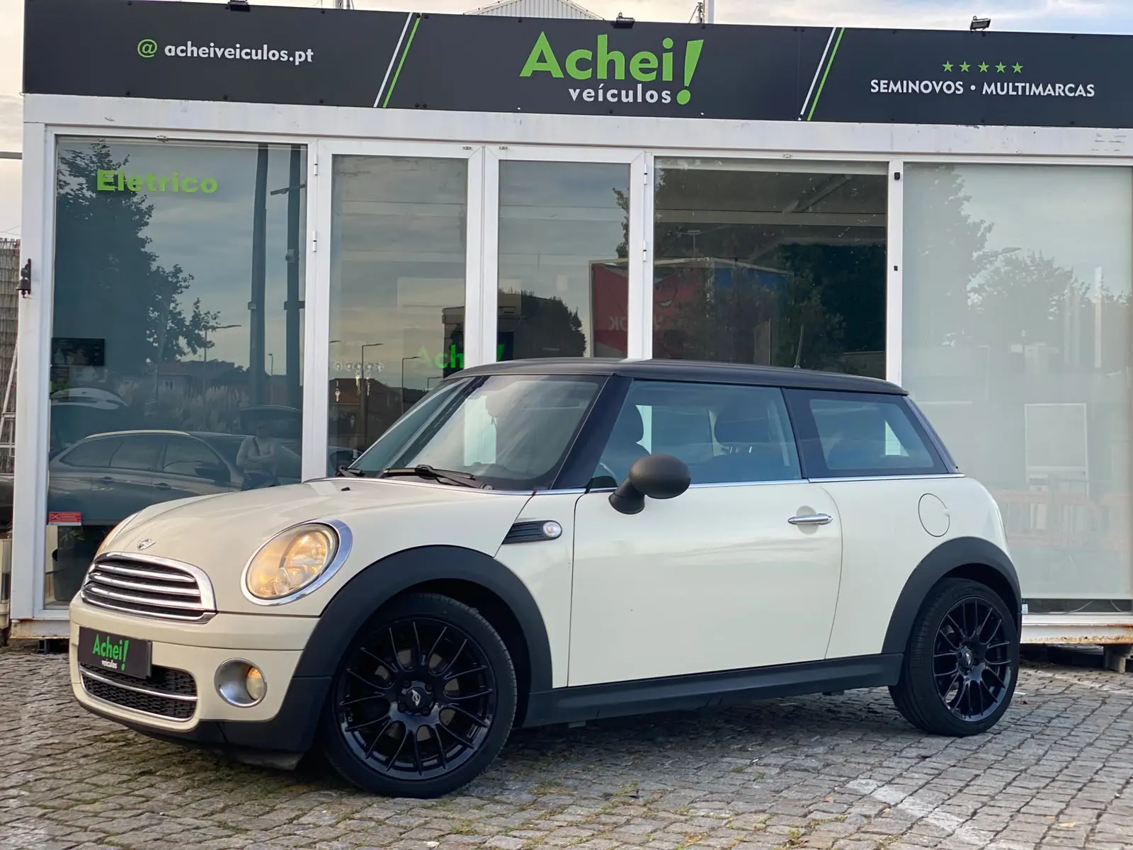 MINI 3 Portas ONE D 1