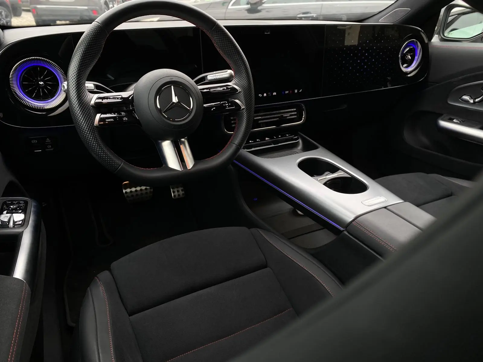 Mercedes-Benz CLA 250+ Outro 8