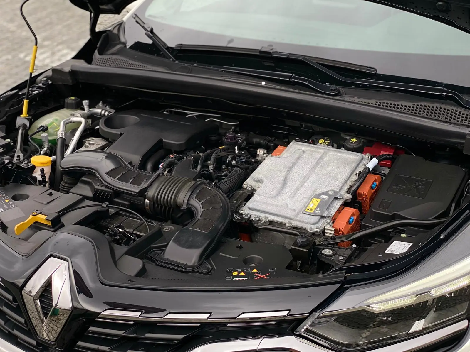 Renault Captur e-tech 32