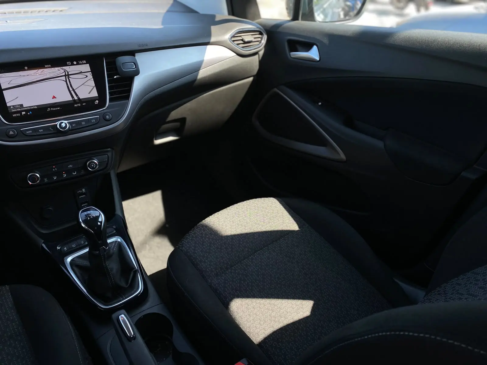 Opel Crossland X 1.2 Edition 19