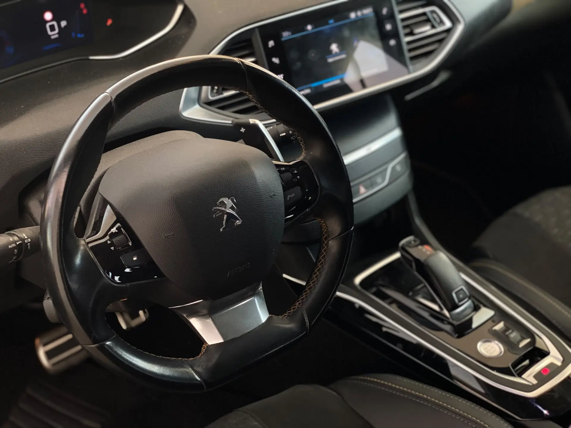 Peugeot 308 11