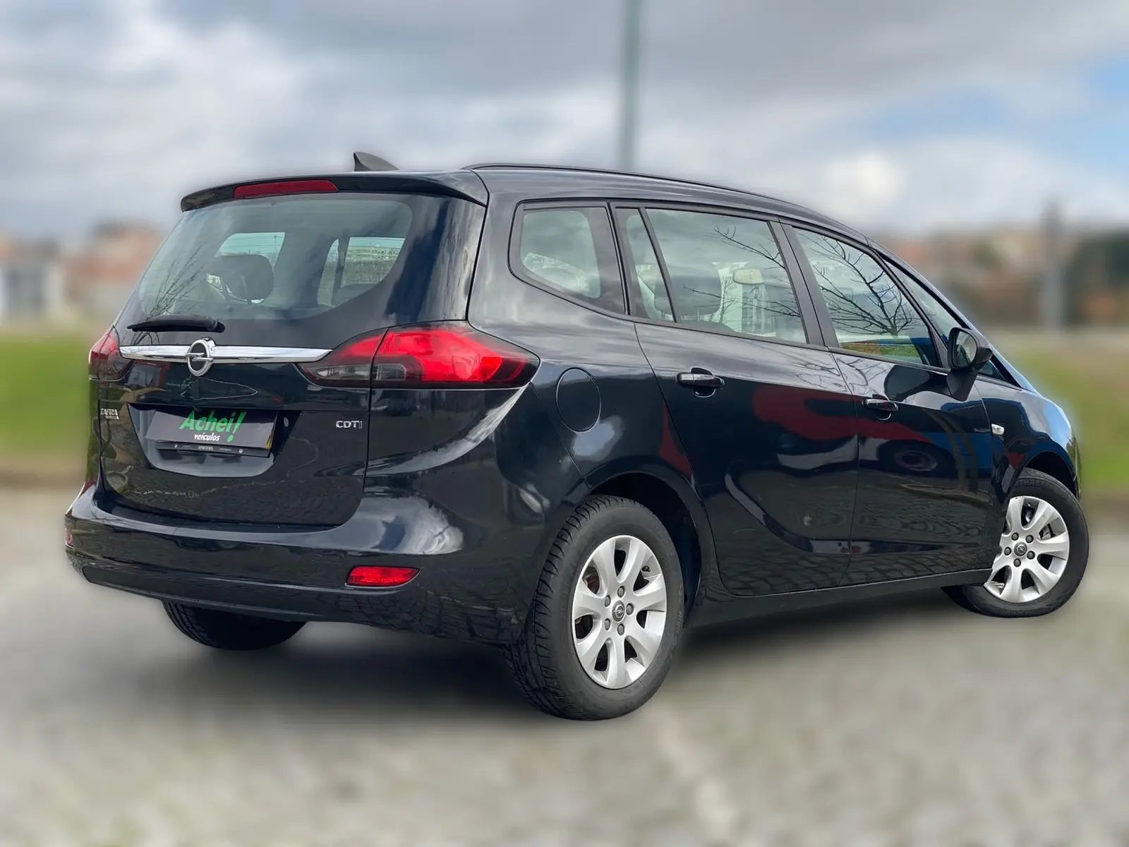 Opel Zafira Life Outro 4