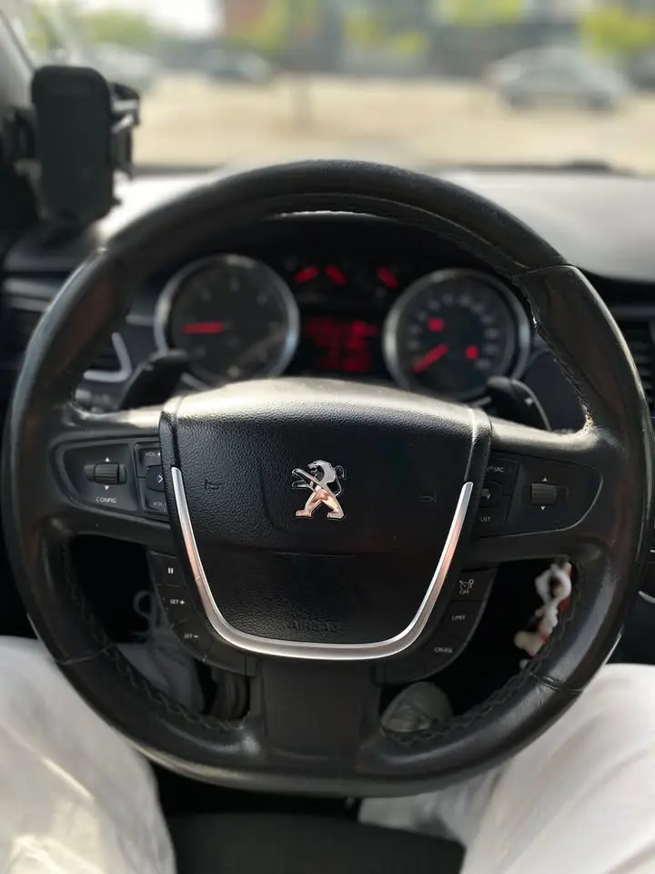 Peugeot 508 SW e-HDi FAP 115 EGS6 Active 11