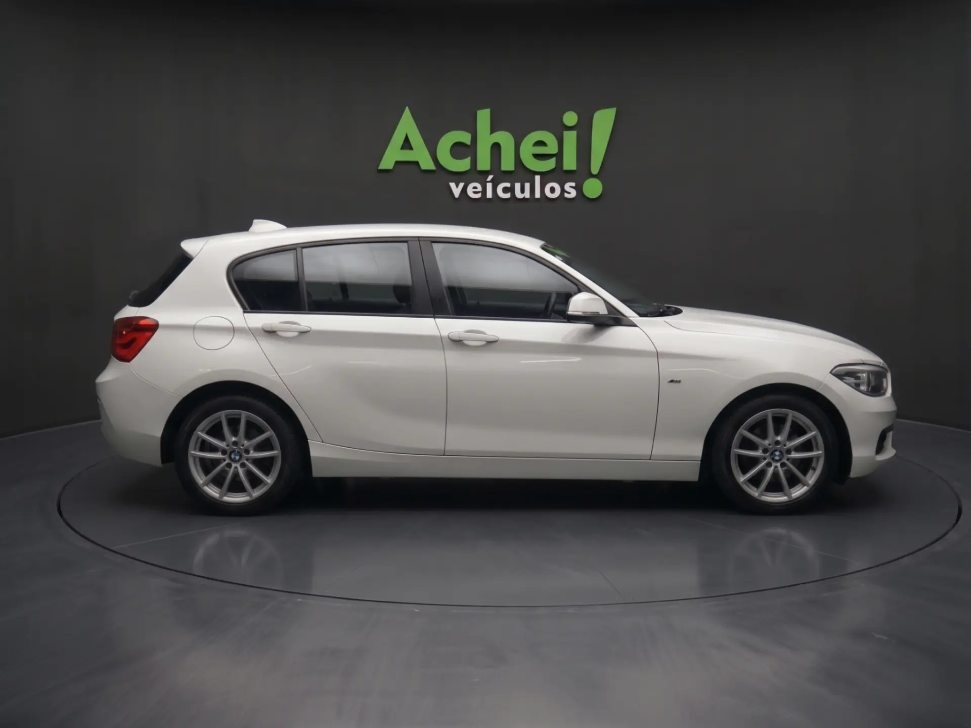 BMW 116 d EDynamics Line Sport 4