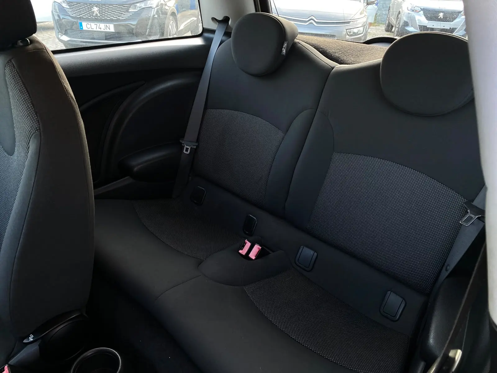 MINI 3 Portas ONE D 14