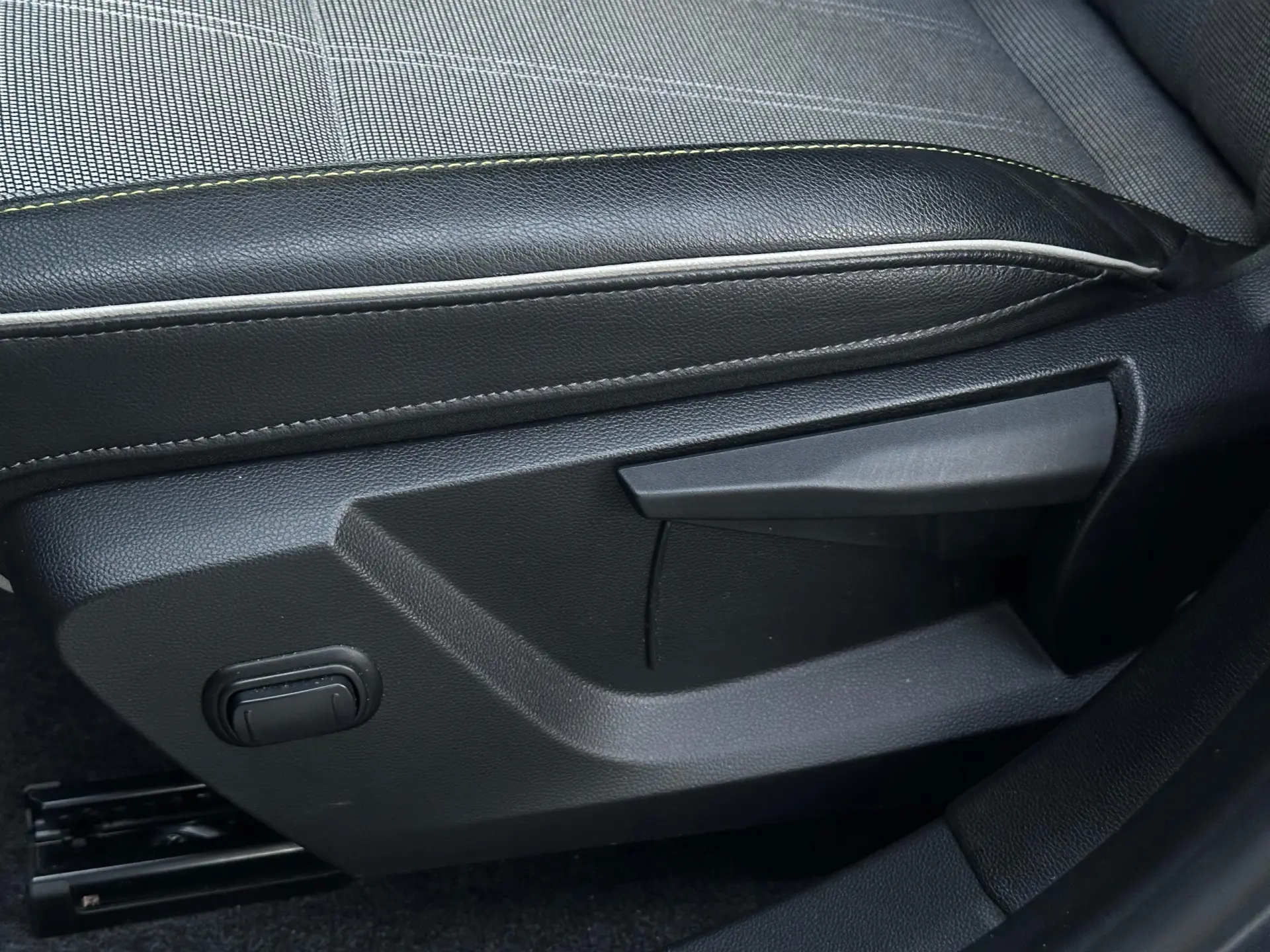 Renault Mégane E-Tech EV60 Evolution 24