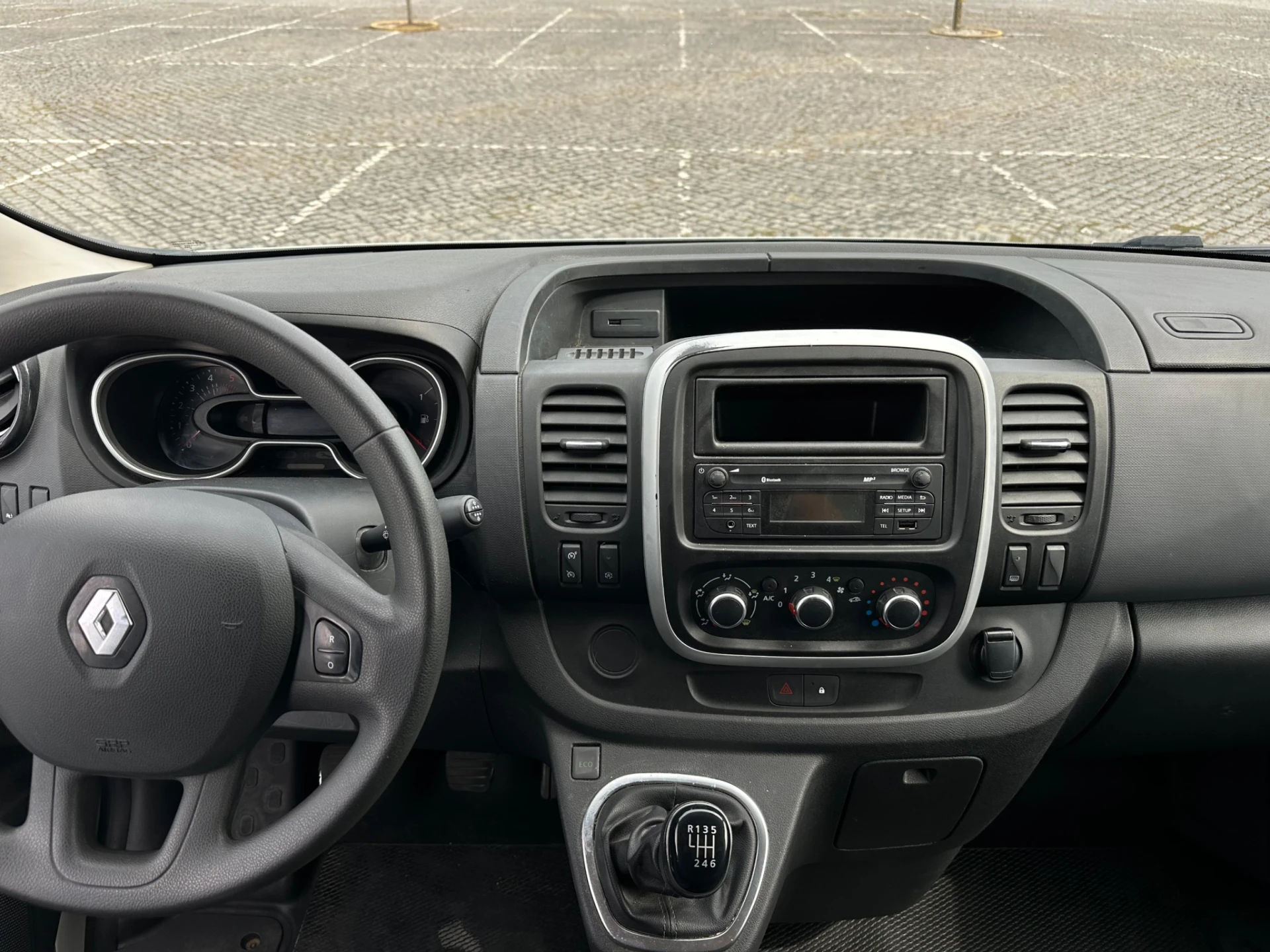 Renault Trafic 1.6 Dci Grand Confort E6 17