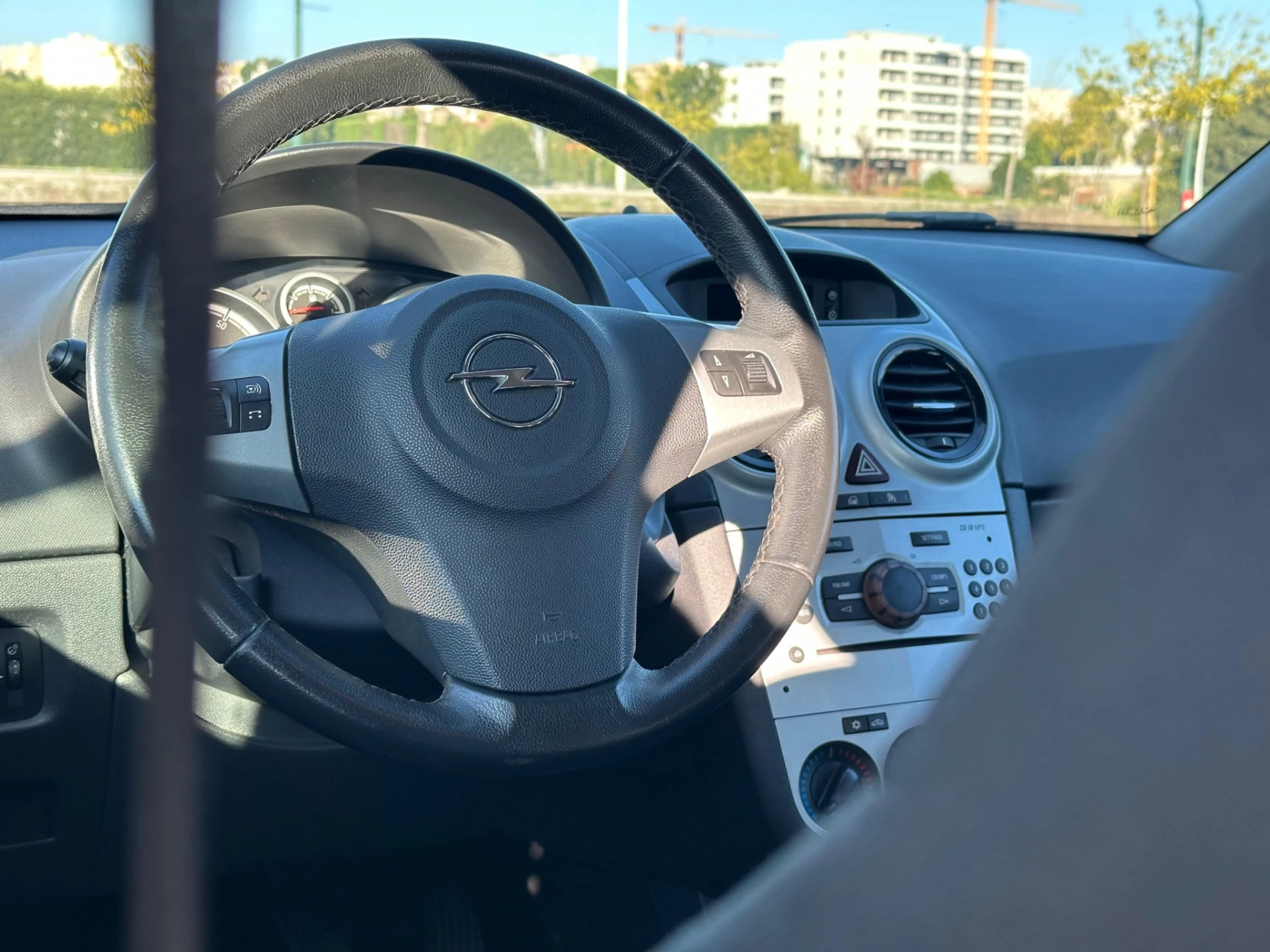 Opel Corsa Outro 11