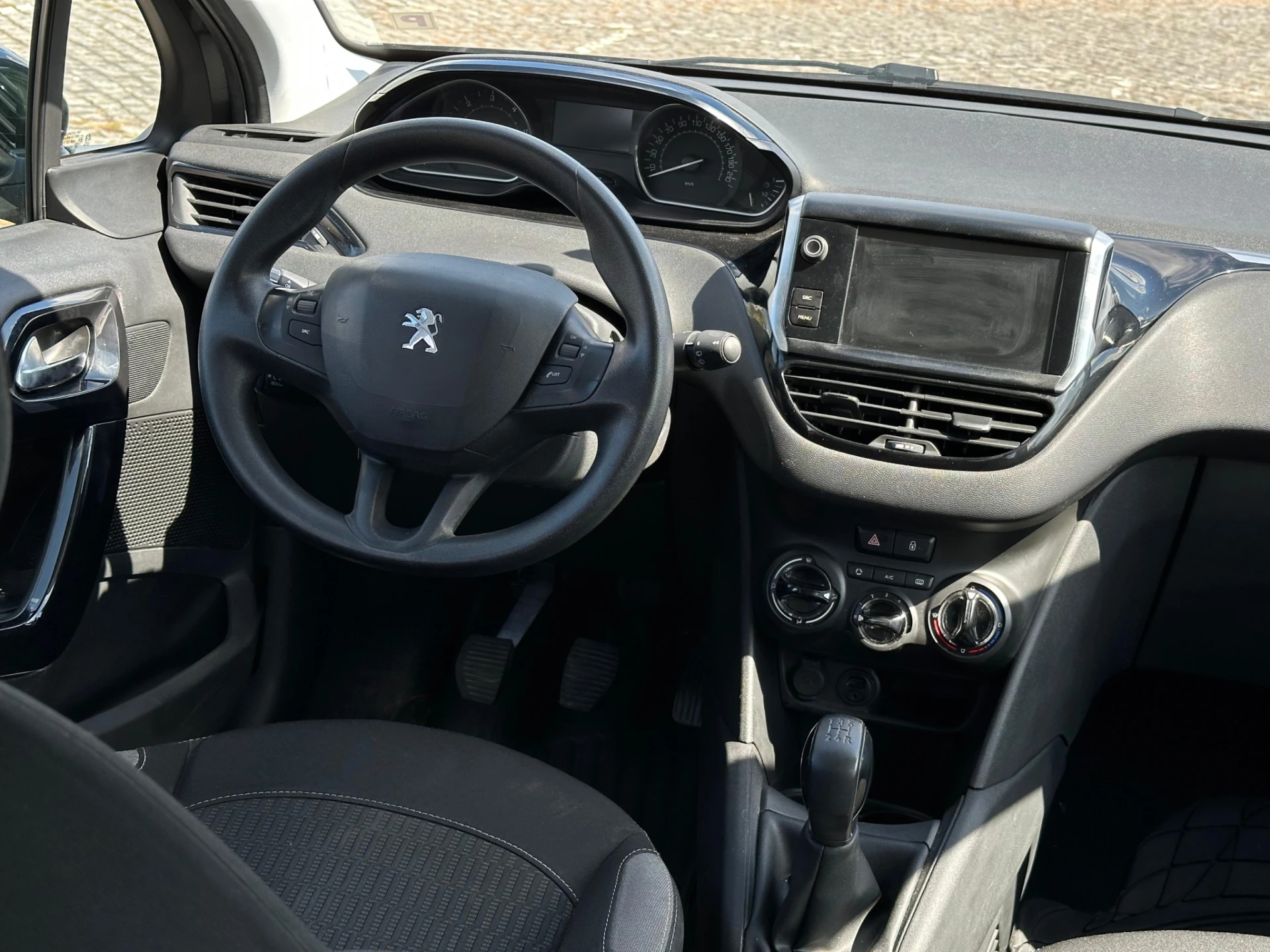 Peugeot 208 1.6 Blue-HDi Active 12