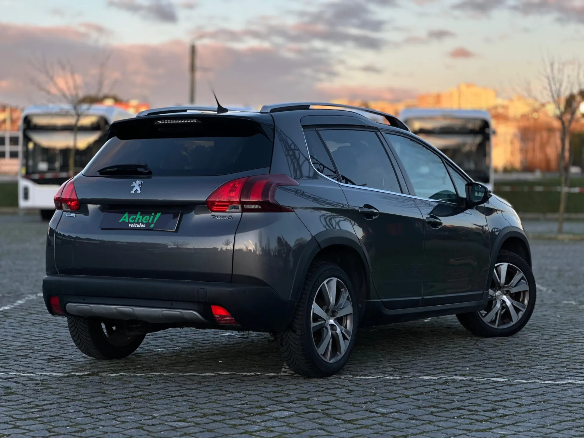 Peugeot 2008 1.2 PureTech Crossway EAT6 5