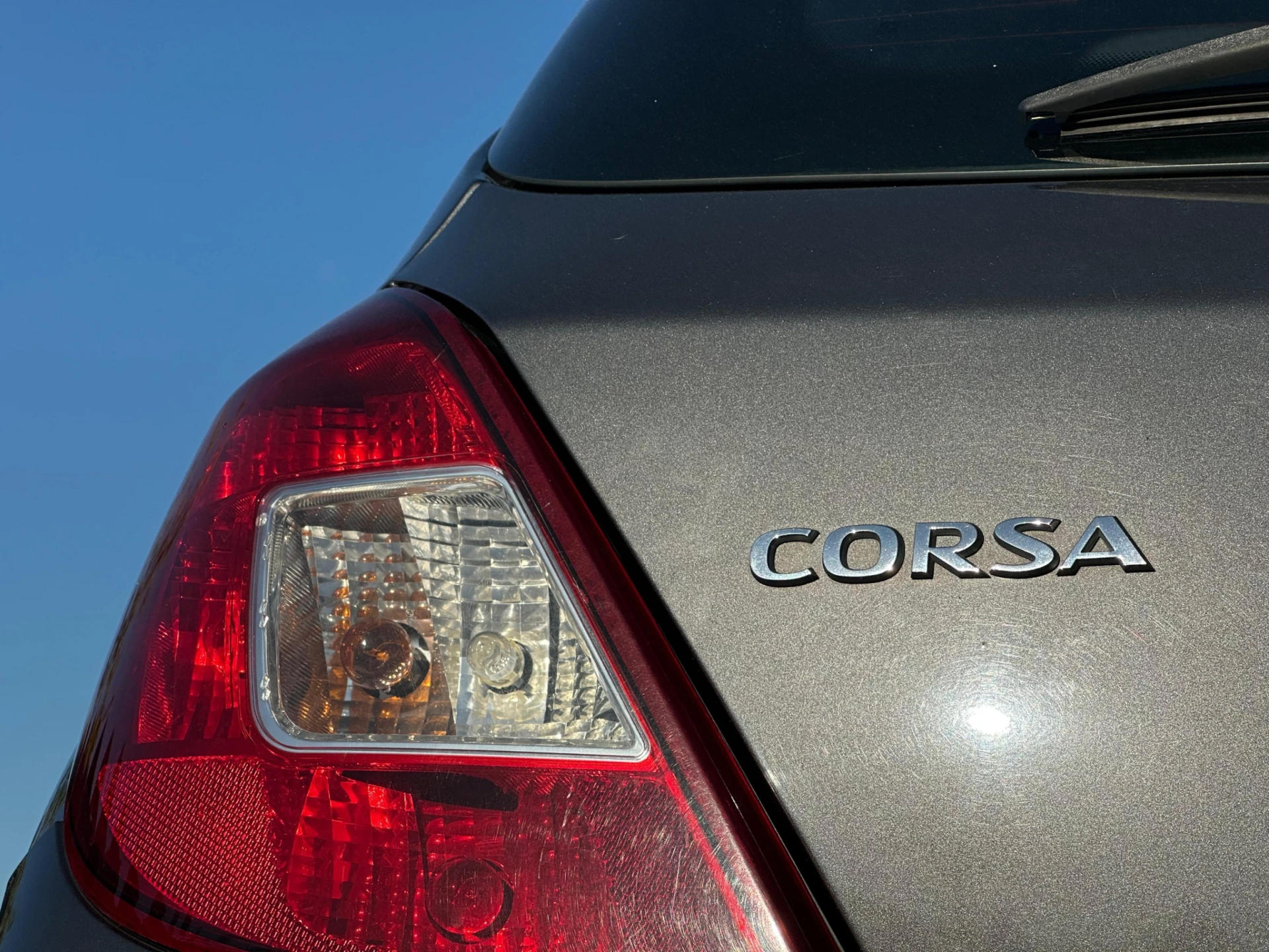 Opel Corsa Outro 22