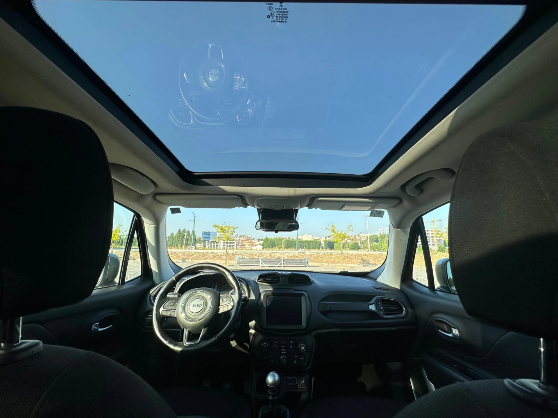 Jeep Renegade 1.0 T Limited 16