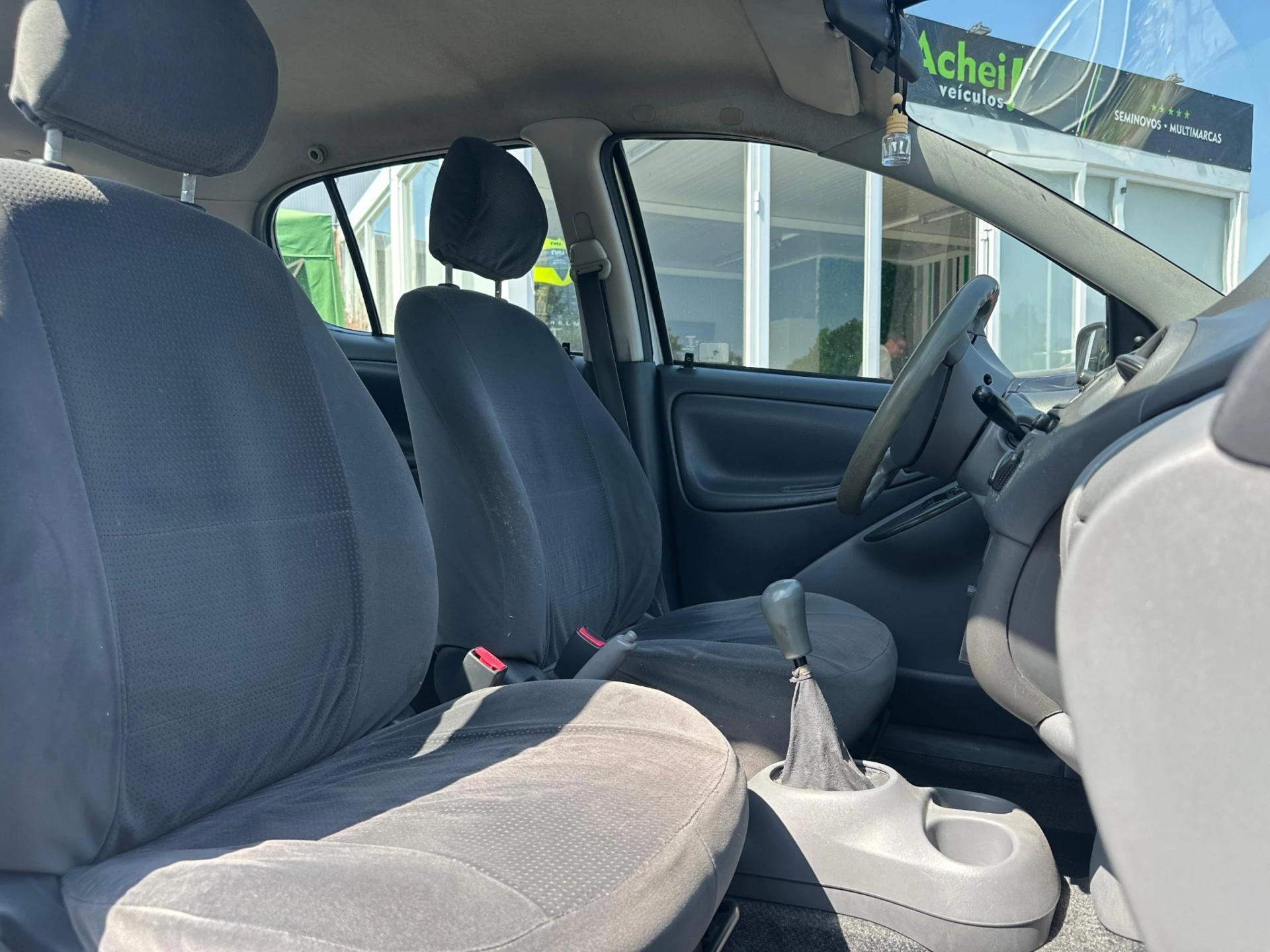 Toyota Yaris 5