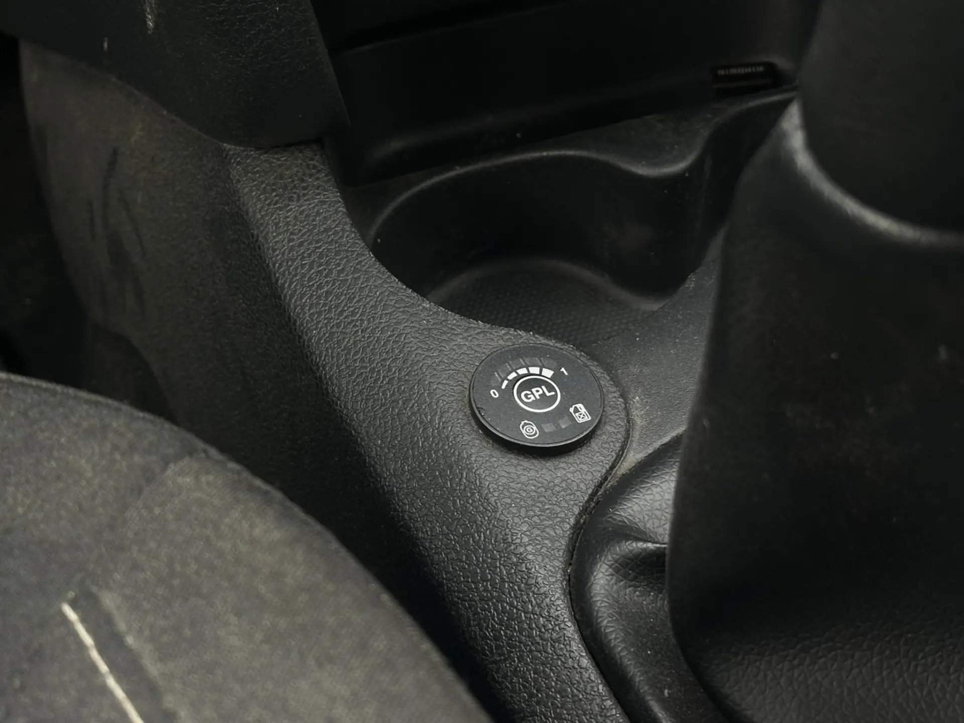 Dacia Sandero 0.9 TCe Comfort Bi-Fuel 19