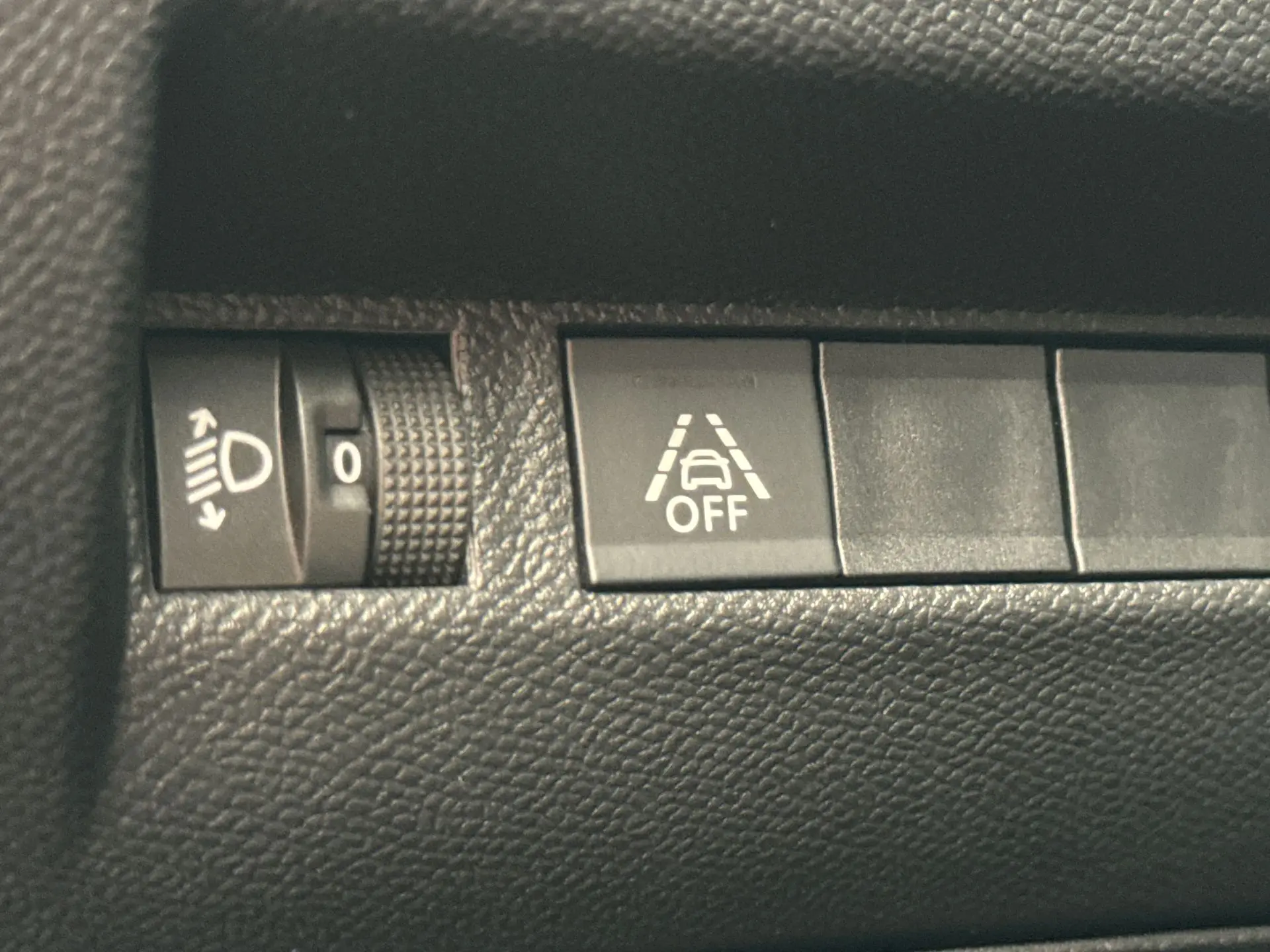 Peugeot 2008 1.2 PureTech Active 11