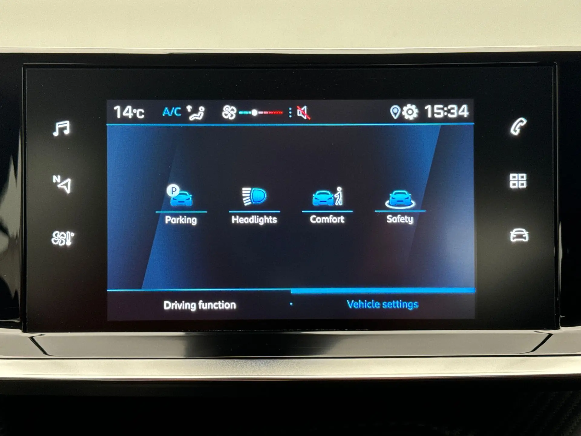 Peugeot 2008 1.2 PureTech Active 15