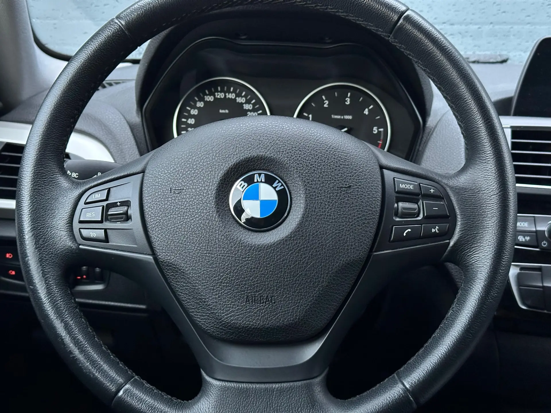 BMW 116 d Line Urban Auto 21