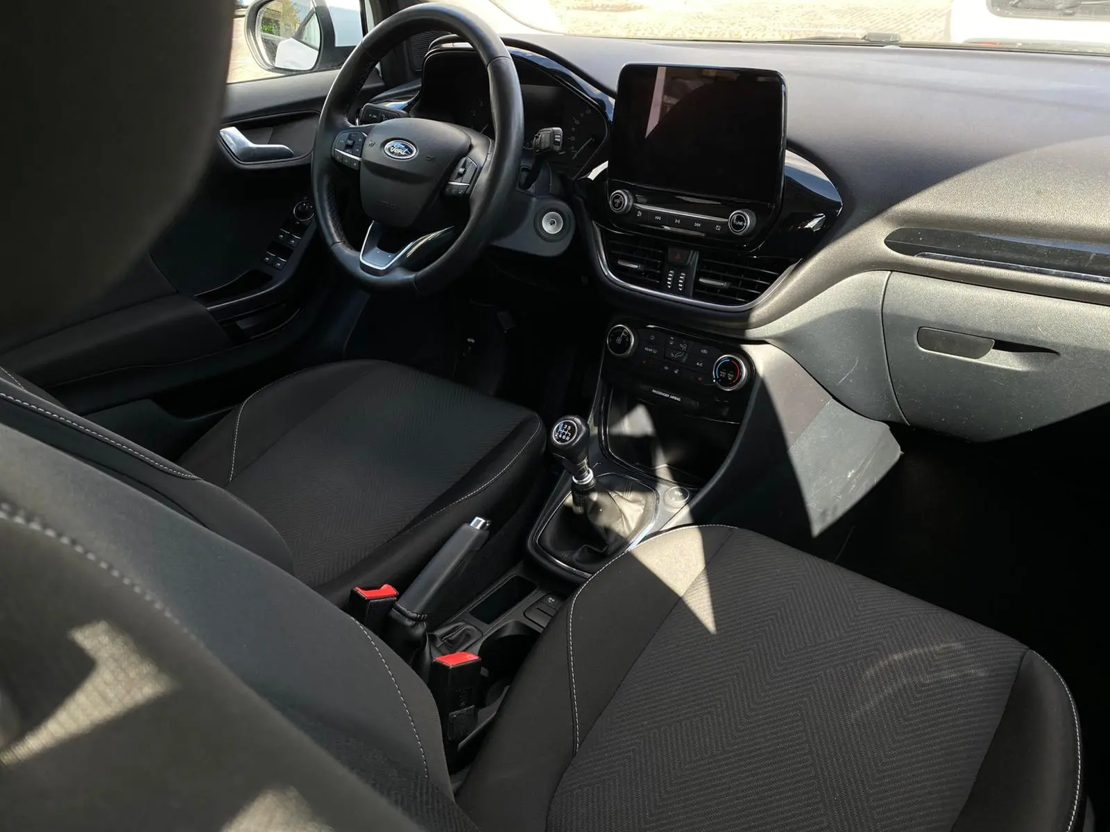 Ford Puma 1.0 EcoBoost COOL & CONNECT 9