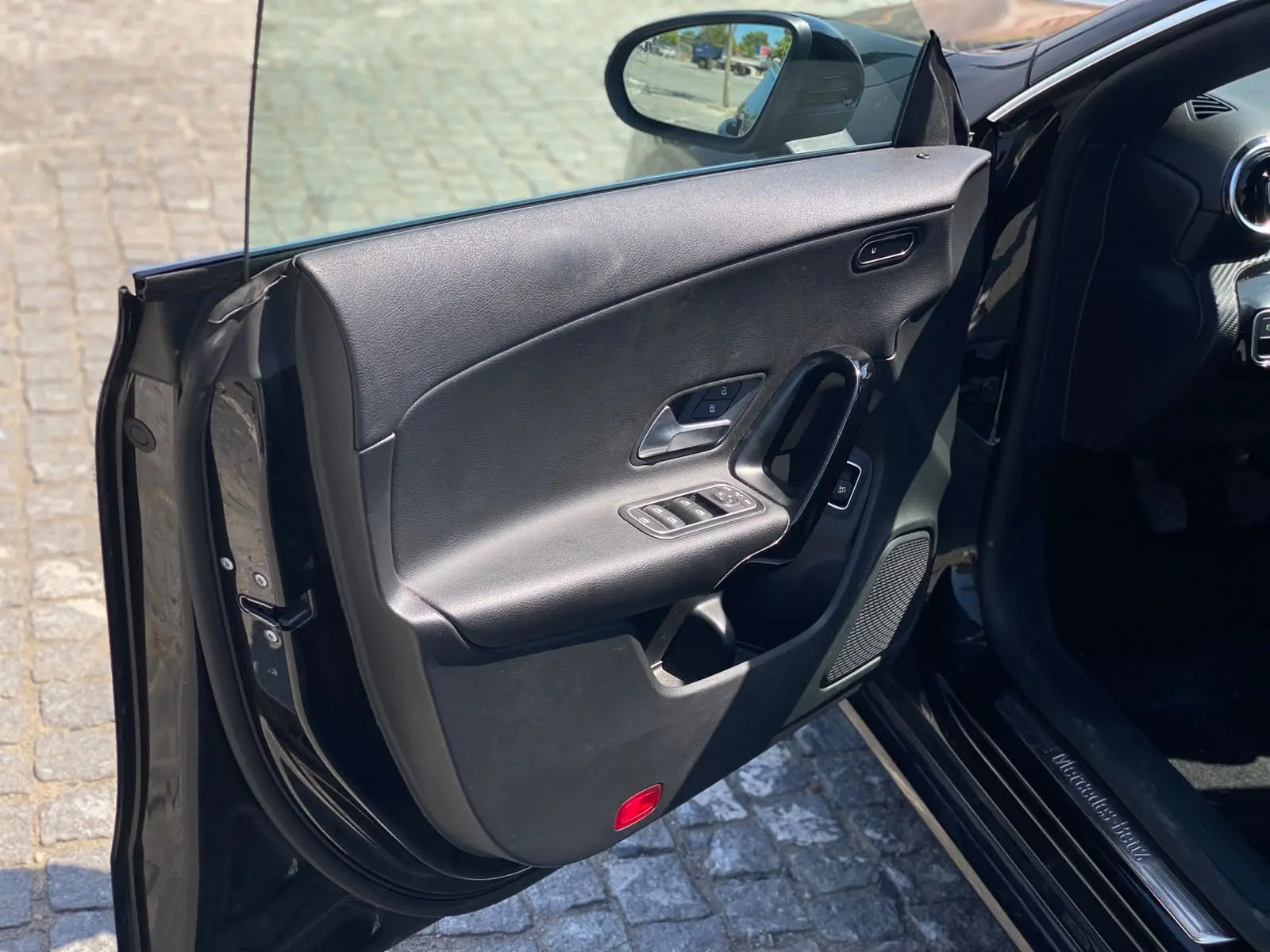 Mercedes-Benz CLA 180 d Shooting Brake Business Solutions 12