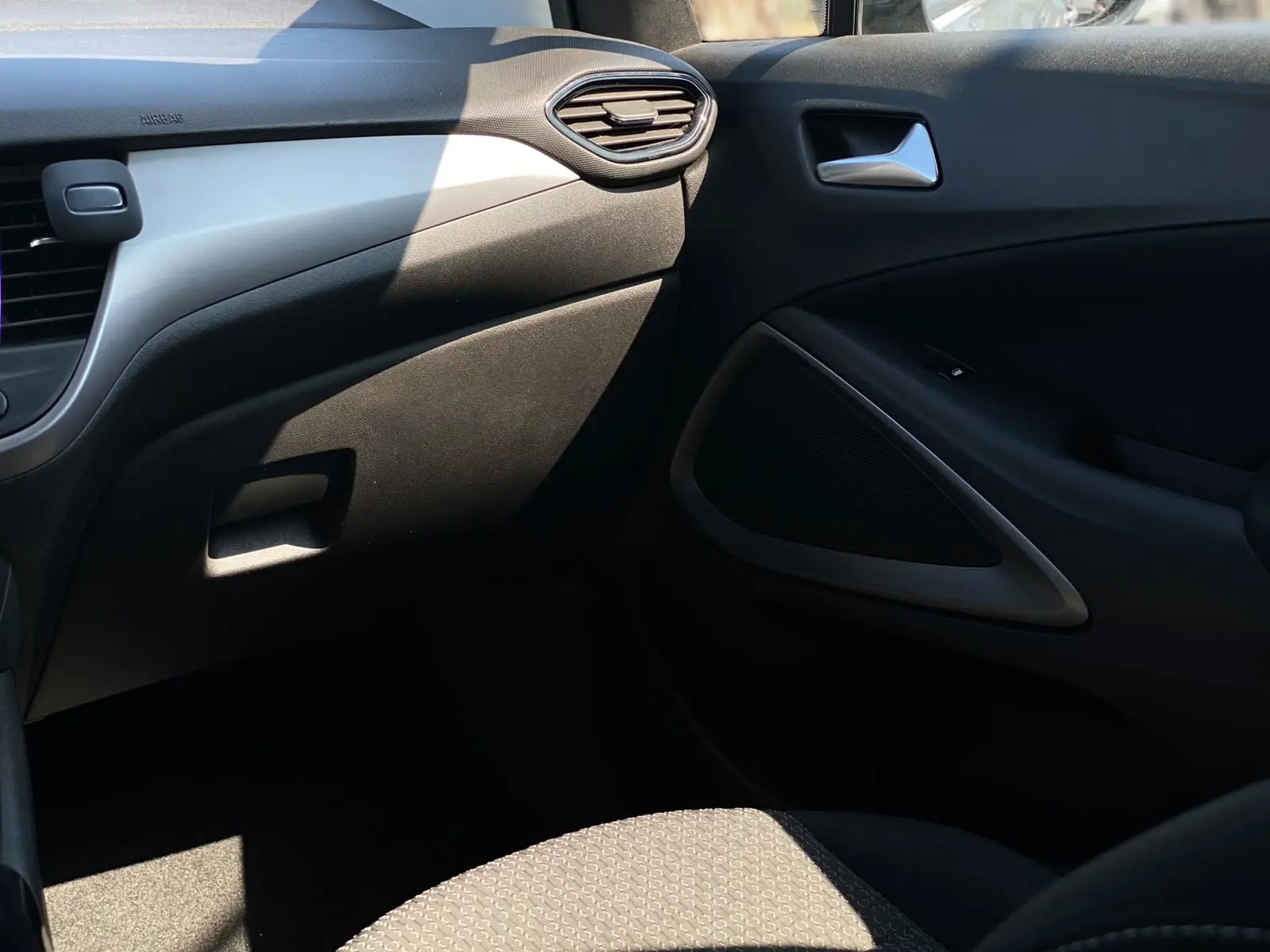 Opel Crossland X 1.2 Edition 16