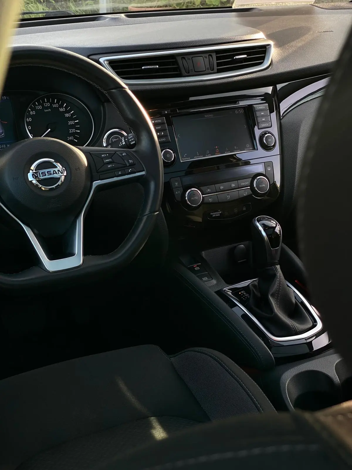 Nissan Qashqai 1.3 DIG-T Design Edition 18