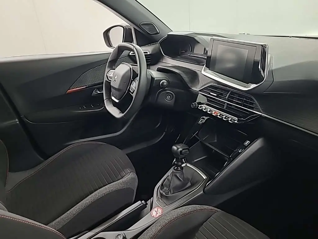 Peugeot 2008 TURBO 100 Allure 6