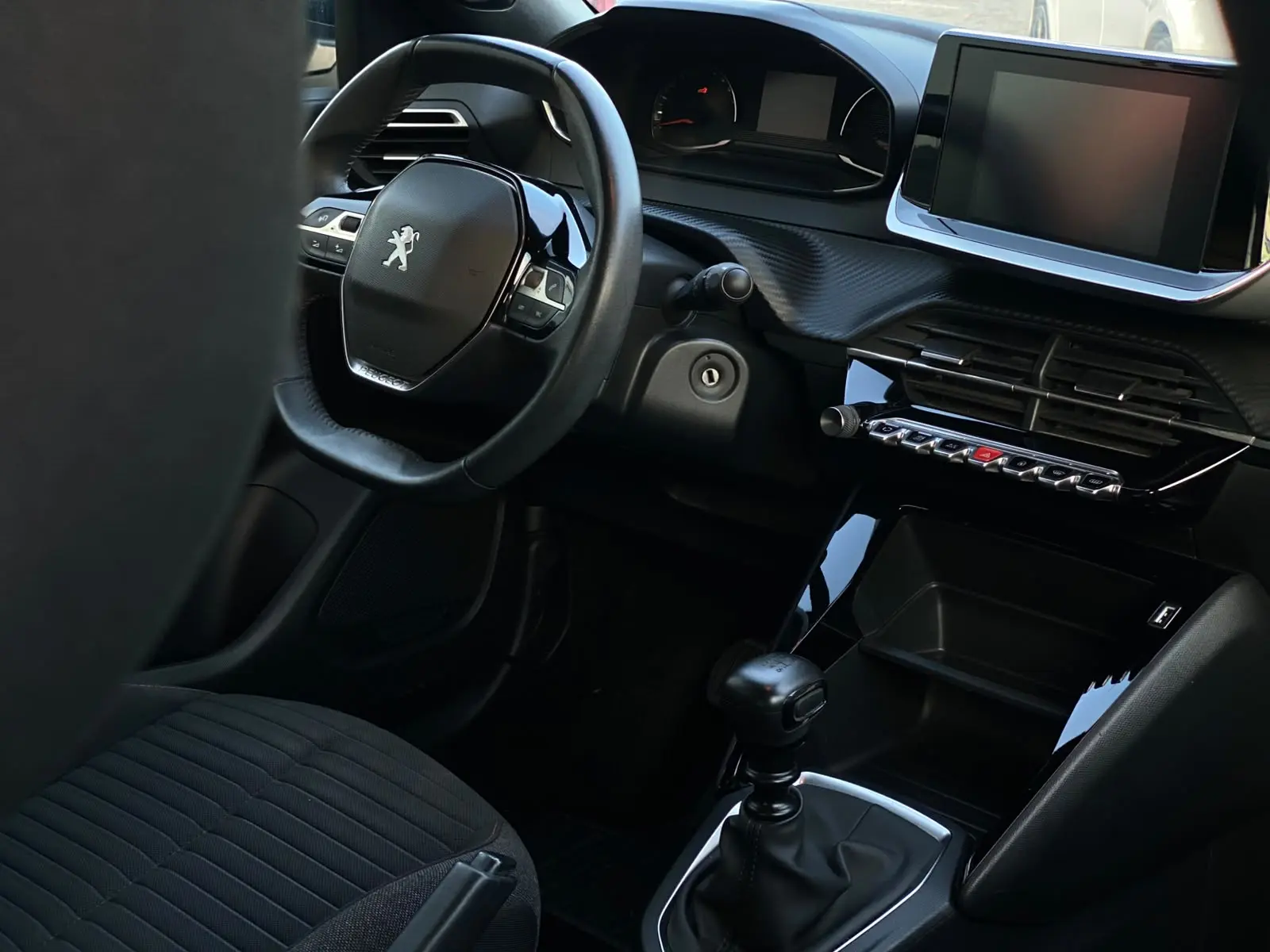 Peugeot 2008 9