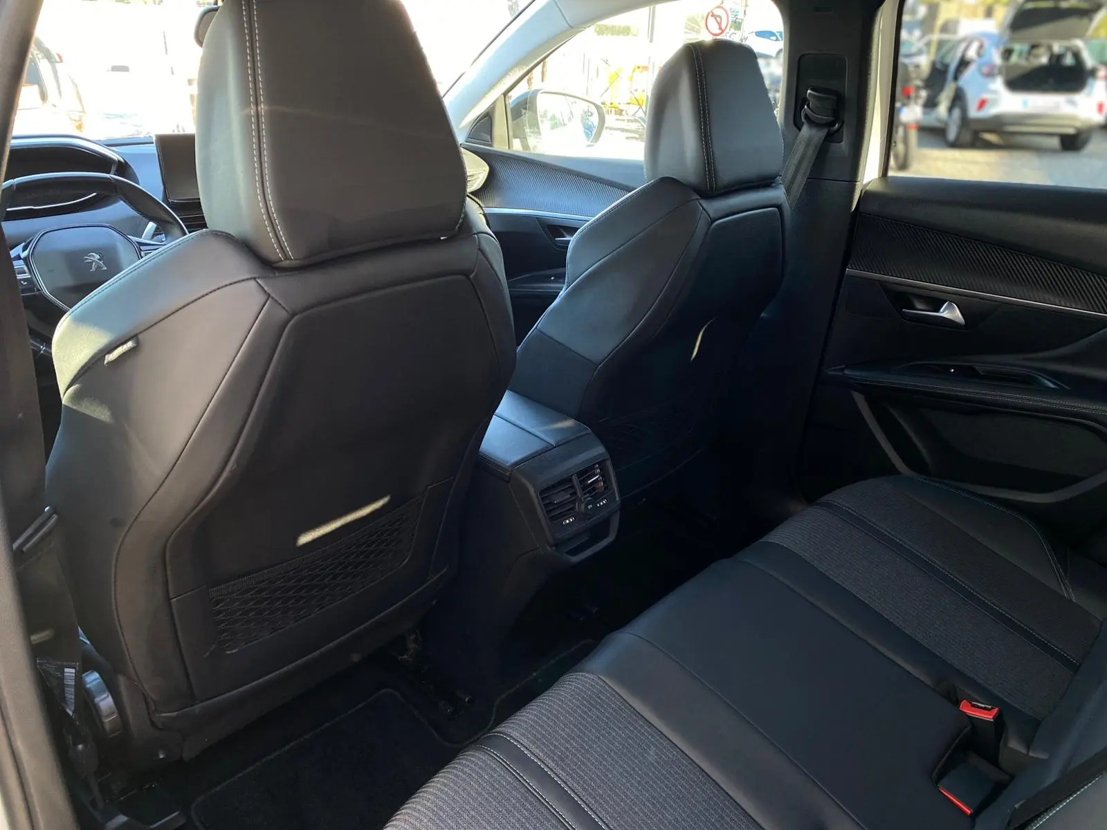 Peugeot 3008 1.2 PureTech 130 S&S Active Business 10