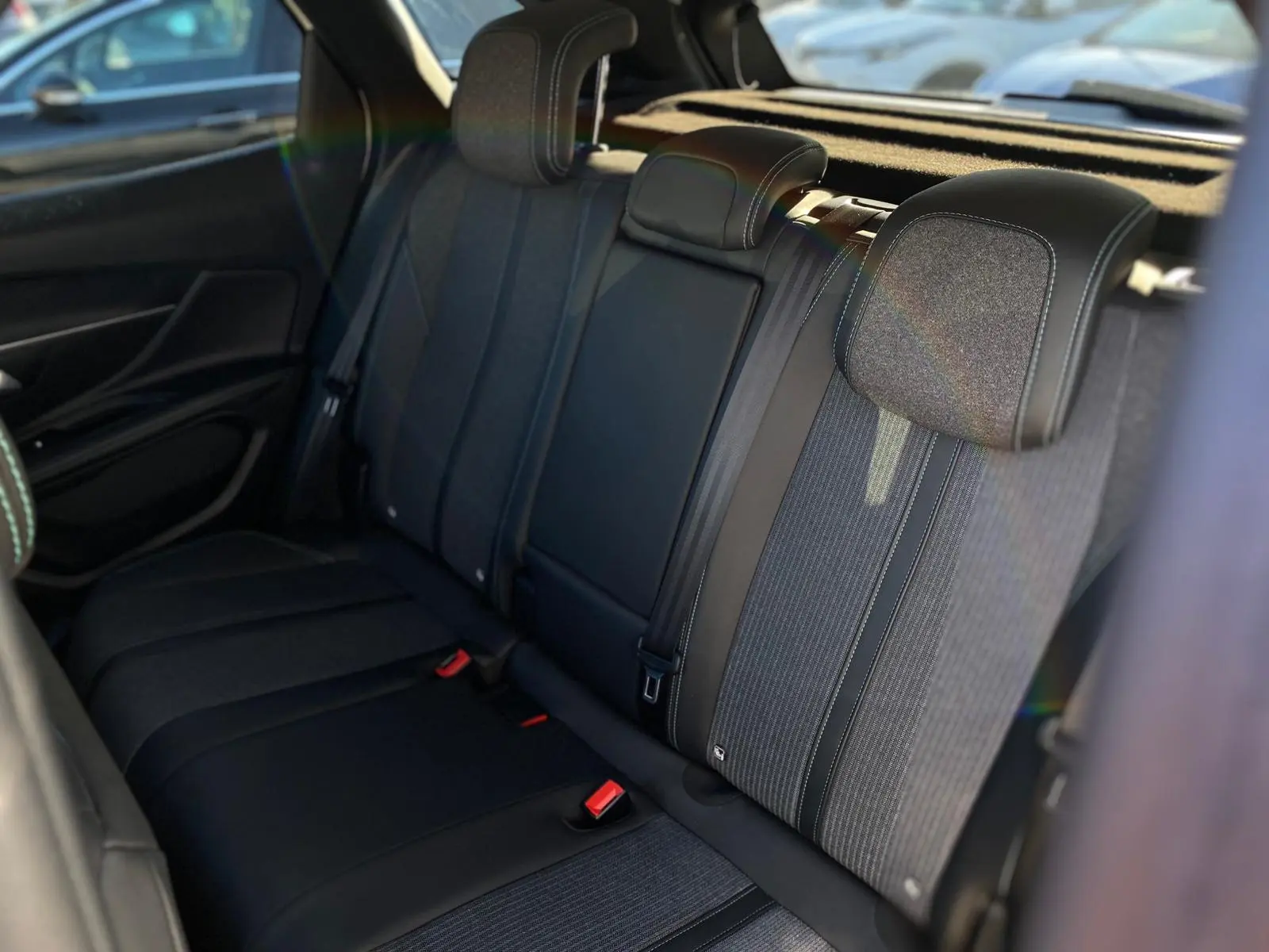 Peugeot 3008 1.2 PureTech 130 S&S Active Business 5