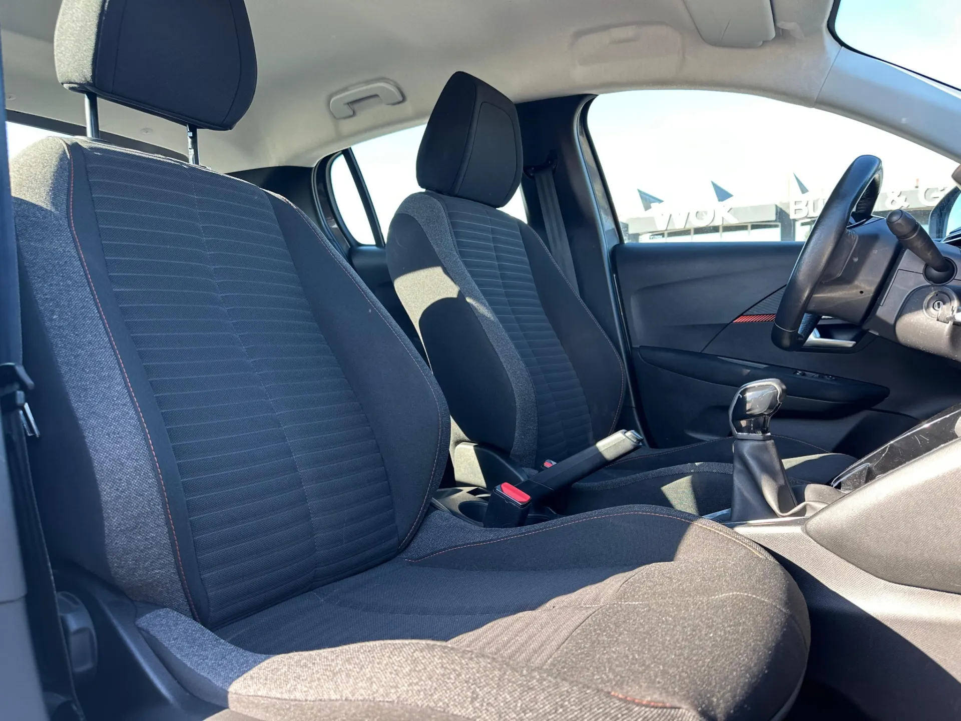 Peugeot 208 1.2 PureTech Active 16