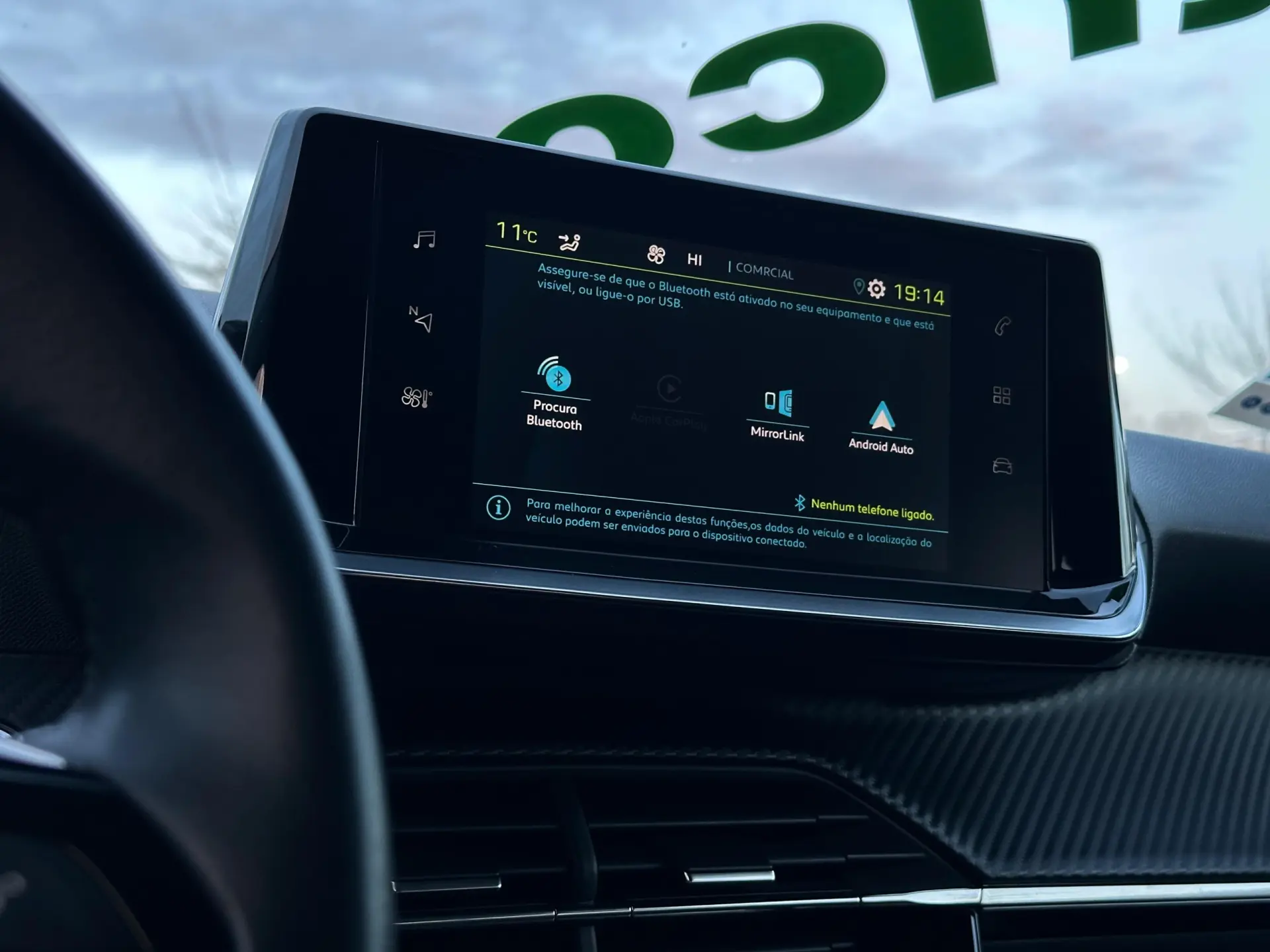 Peugeot e-208 Outro 16