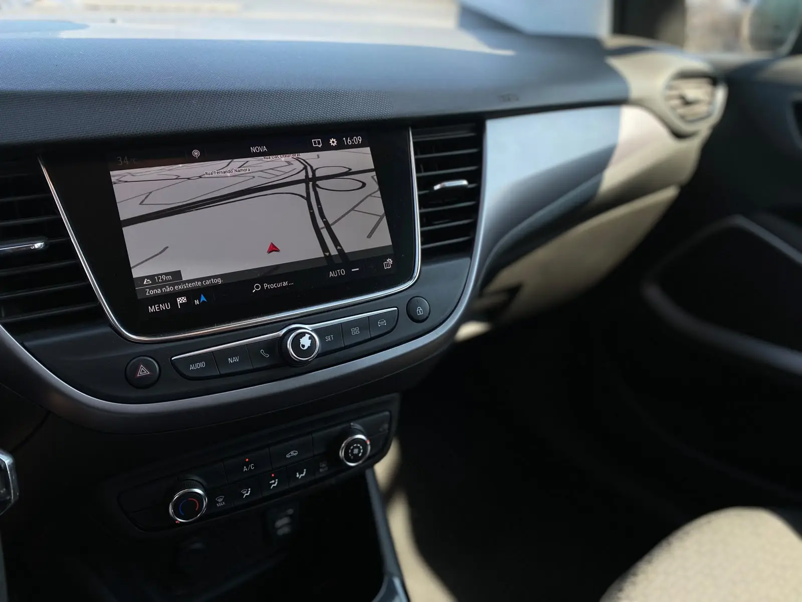 Opel Crossland X 1.2 Edition 9