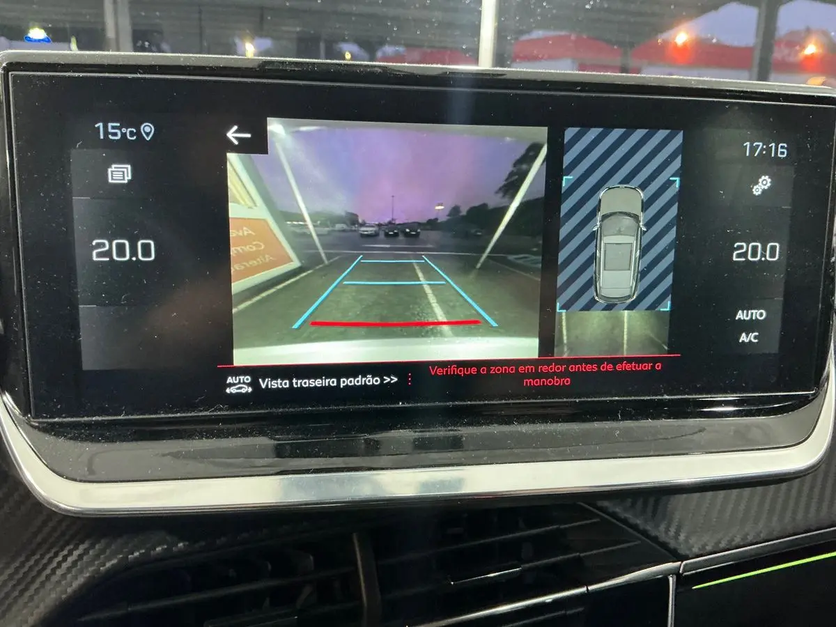 Peugeot 2008 1.2 PureTech GT EAT8 14