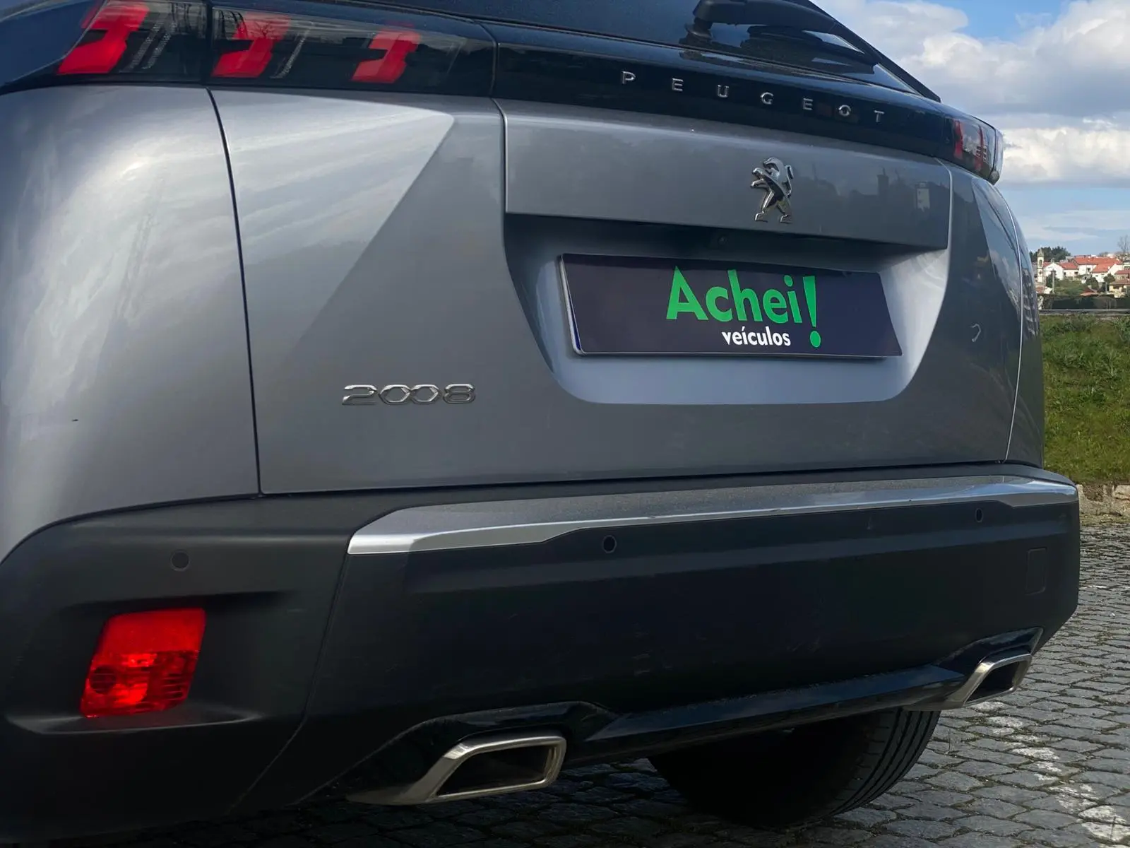 Peugeot 2008 1.2 PureTech Allure Pack EAT8 14