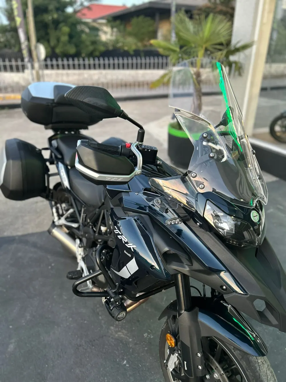Benelli TRK 502 Touring 3