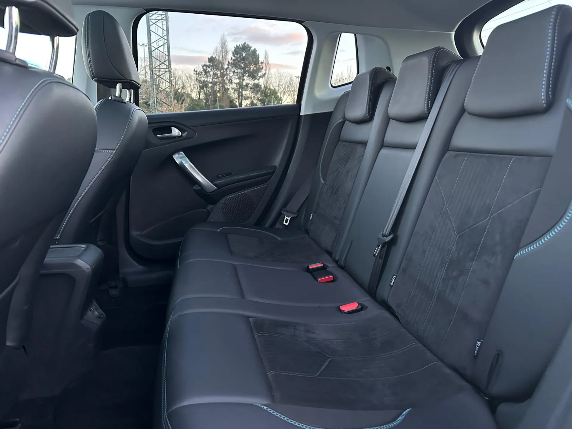 Peugeot 2008 1.2 PureTech Crossway EAT6 25