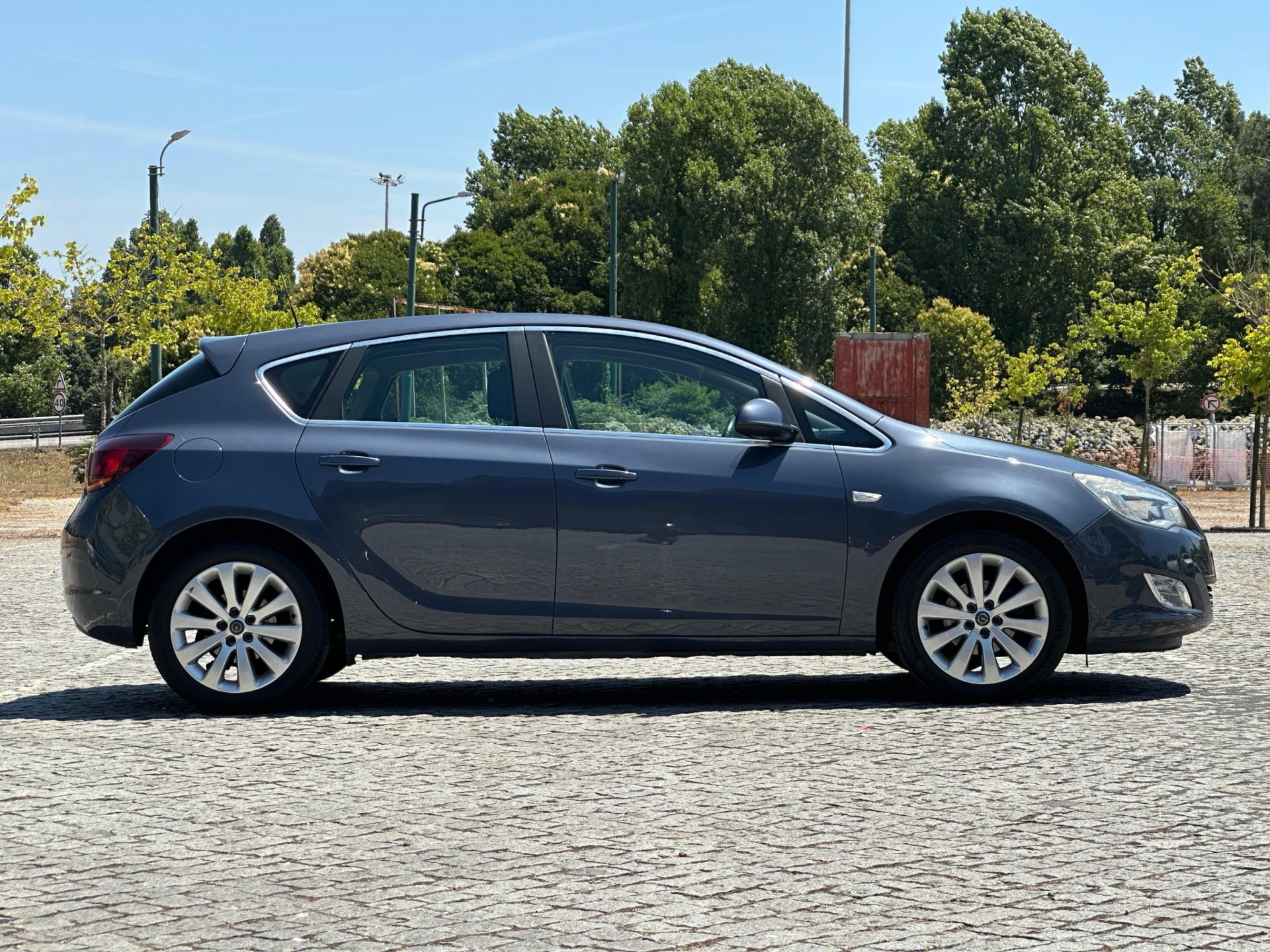 Opel Astra 1.4 Cosmo 4