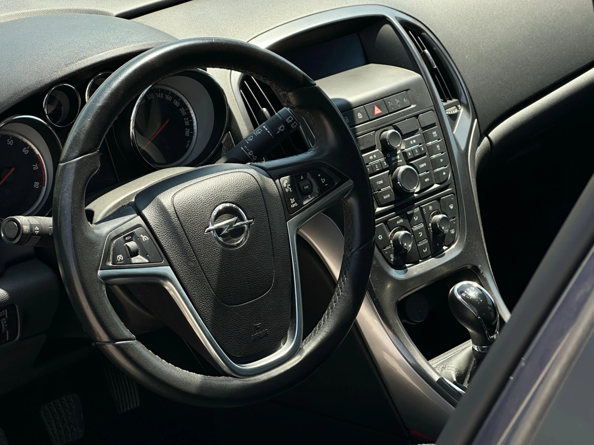 Opel Astra 1.4 Cosmo 11