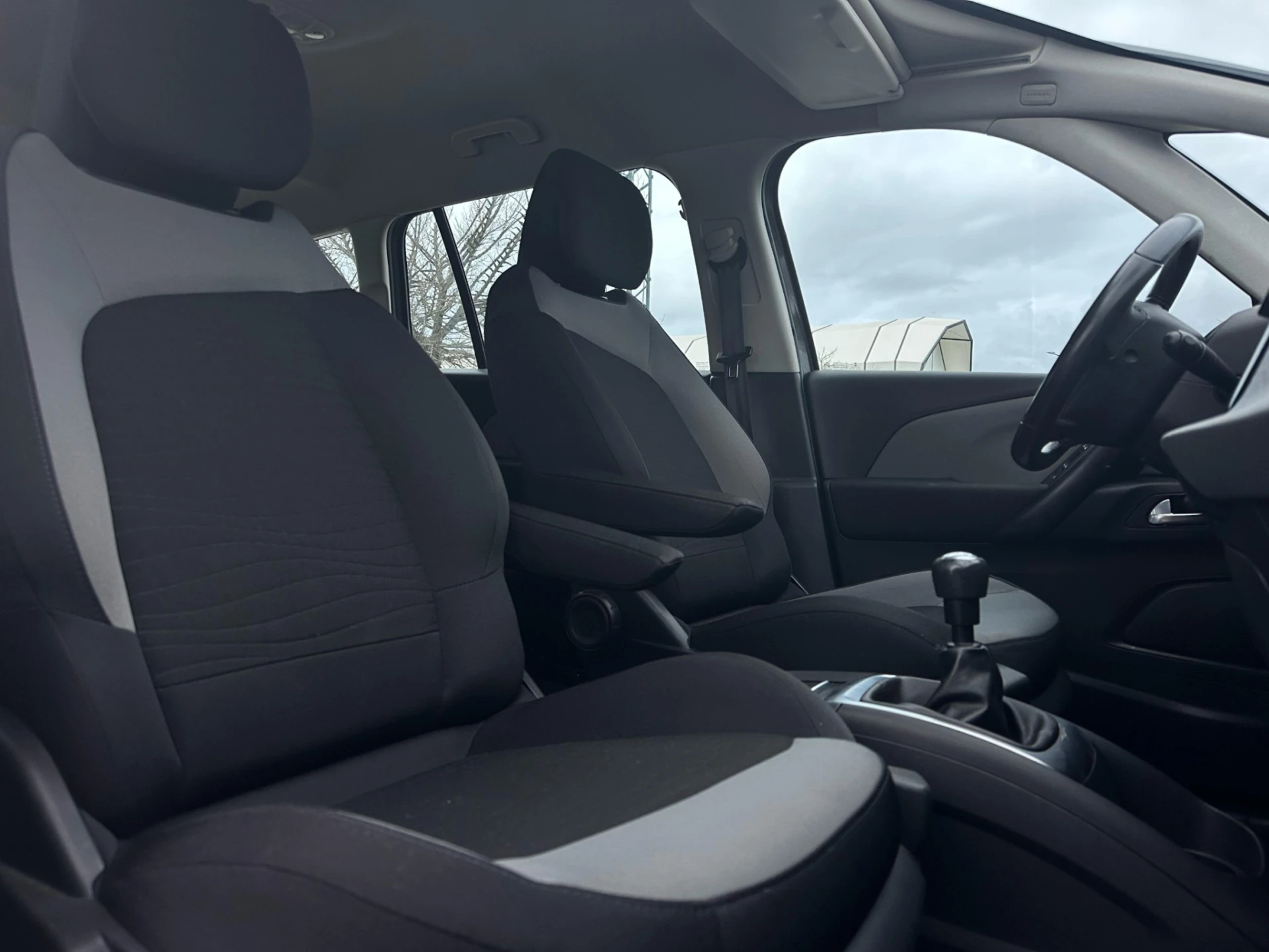 Citroën C4 Grand Picasso 1.6 13