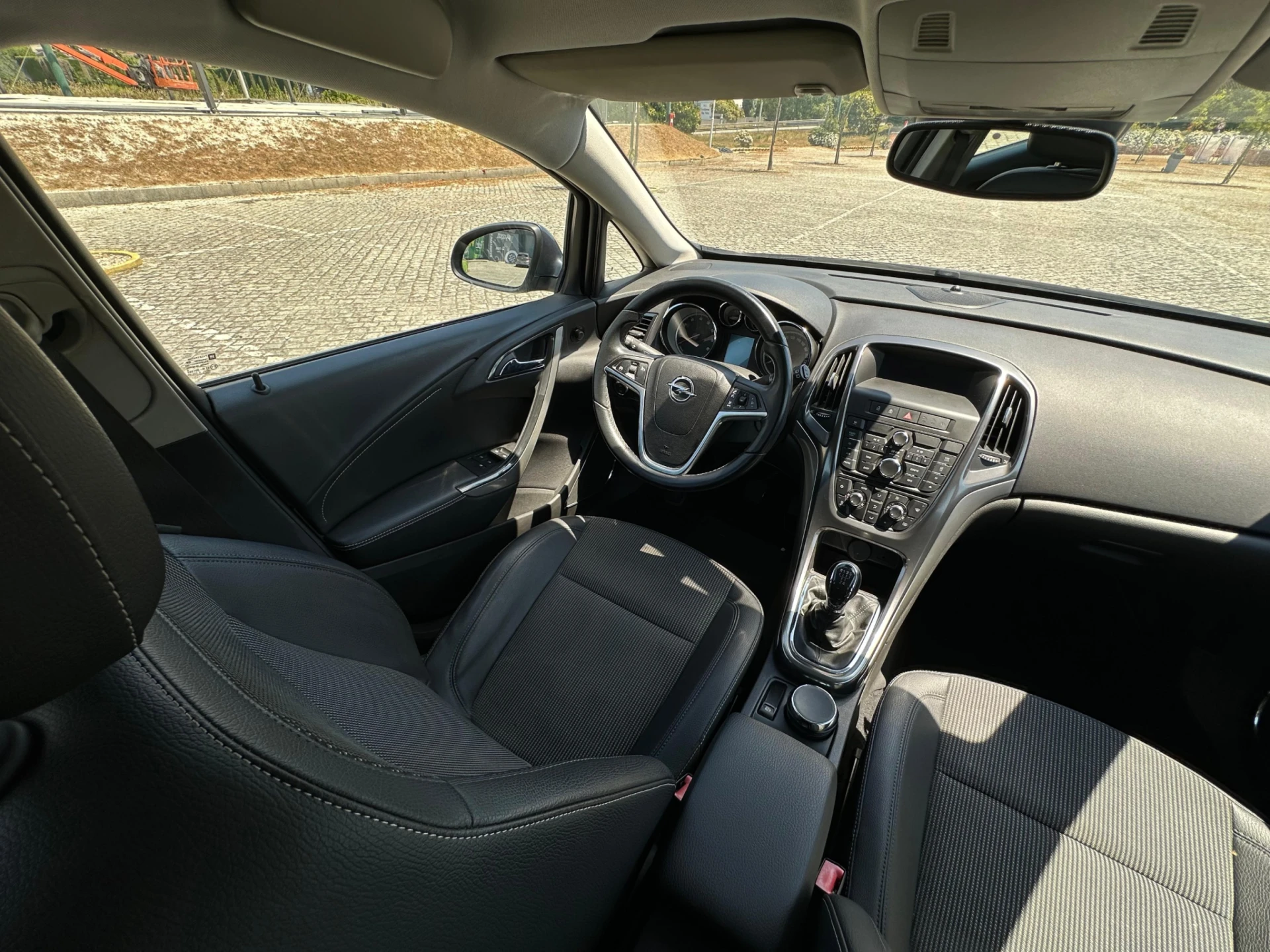 Opel Astra 1.4 Cosmo 16