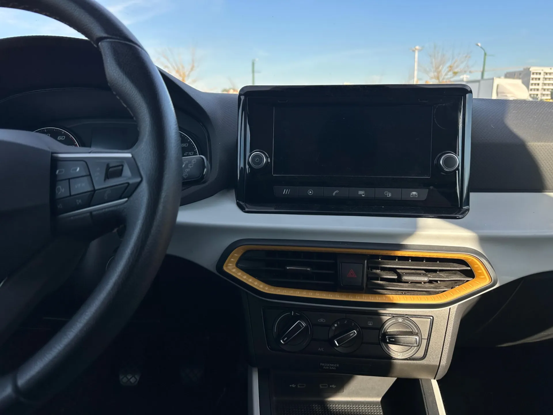 SEAT Arona 1.0 TSI Style 13