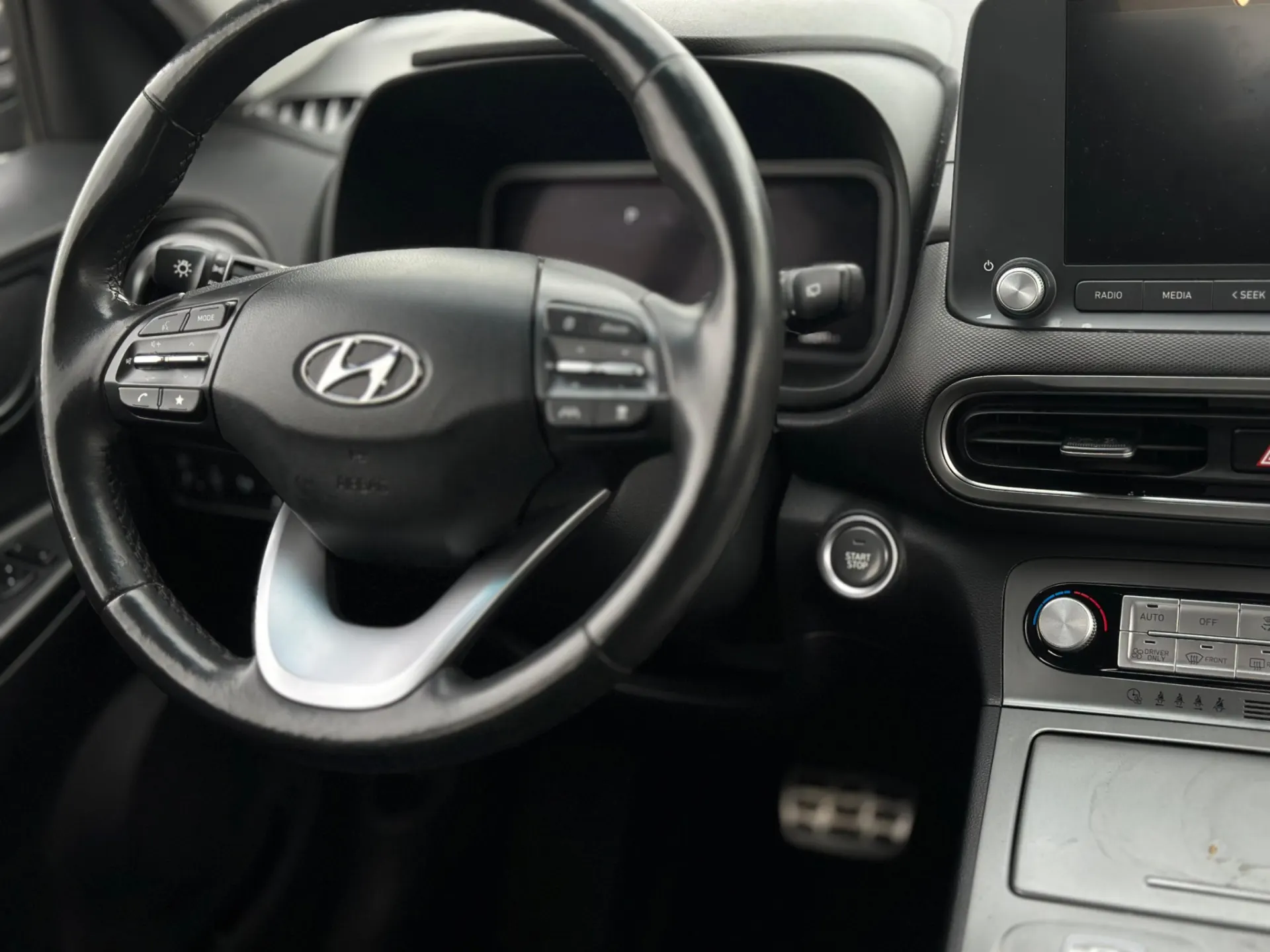 Hyundai Kauai Select 14