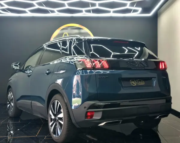 Peugeot 3008 GT Hybrid Plug-in 73