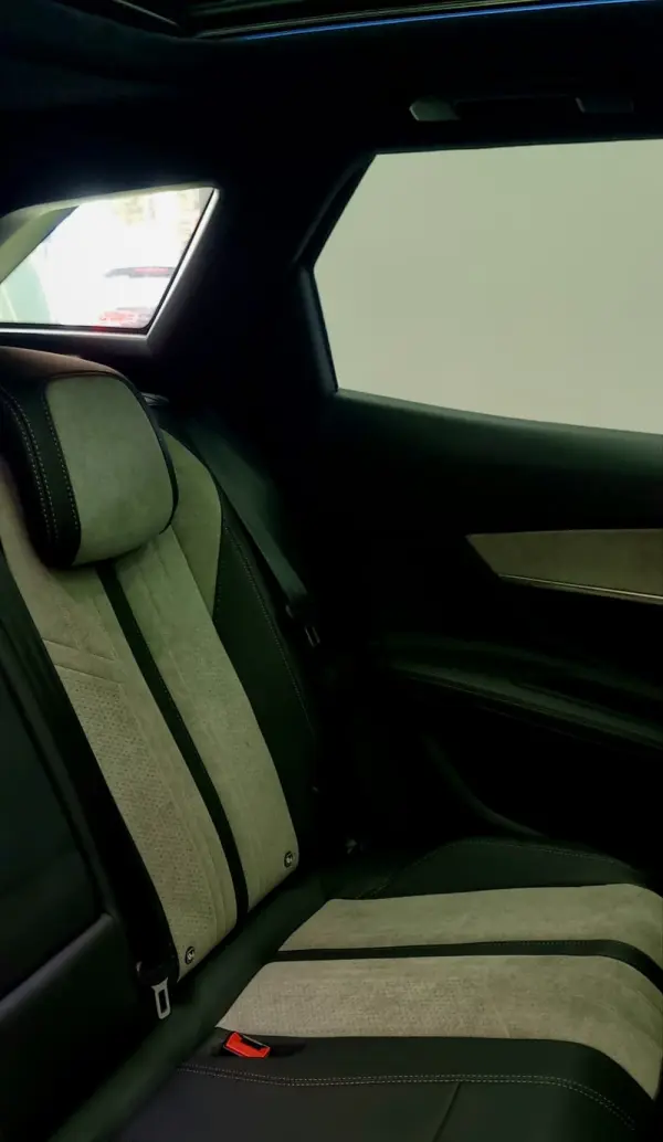 Peugeot 3008 GT Hybrid Plug-in 28