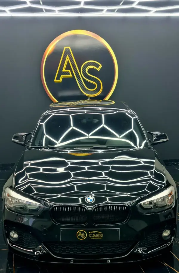 BMW 120 d Pack M Performance 3