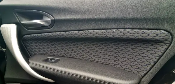 BMW 120 d Pack M Performance 12