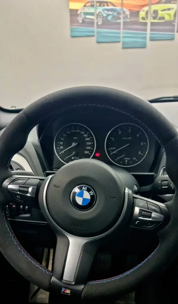 BMW 120 d Pack M Performance 13