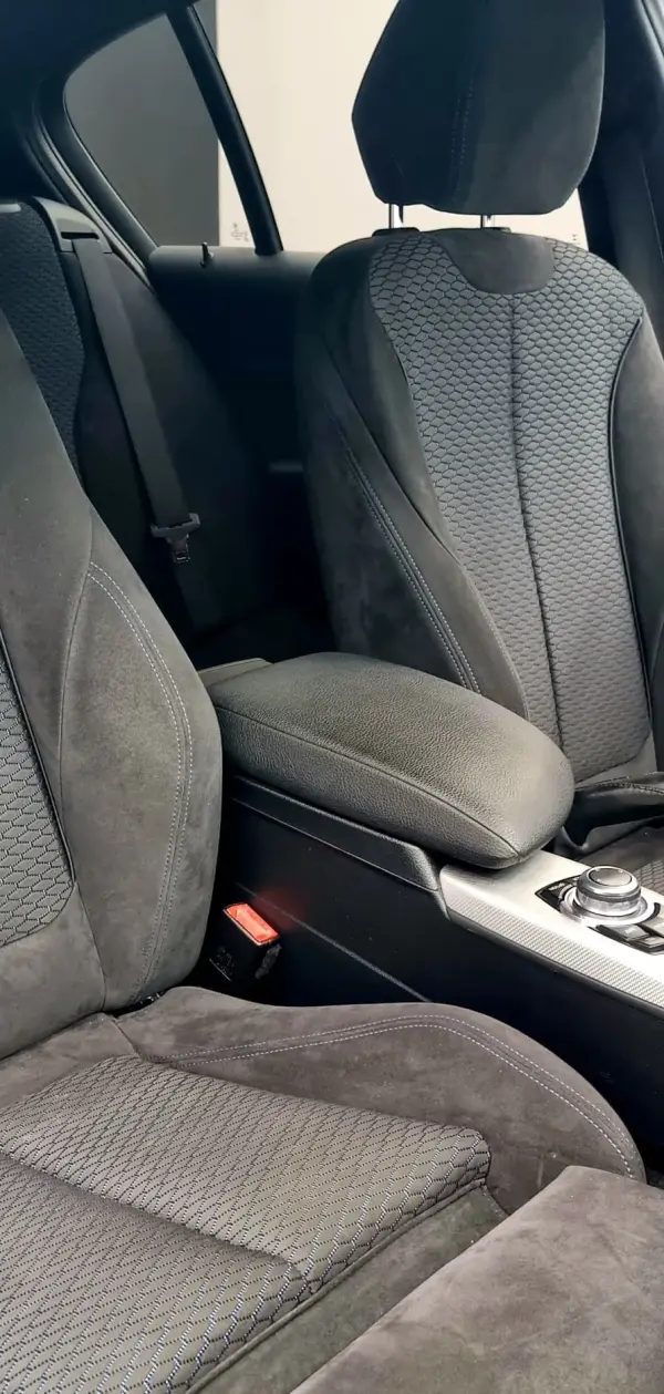 BMW 120 d Pack M Performance 18