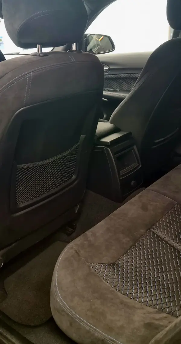 BMW 120 d Pack M Performance 23